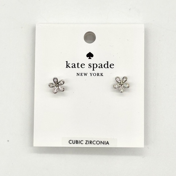 Kate Spade Gleaming Gardenia Flower Studs Silver NWT - Picture 1 of 3